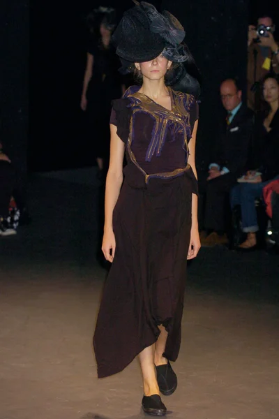 Look 18